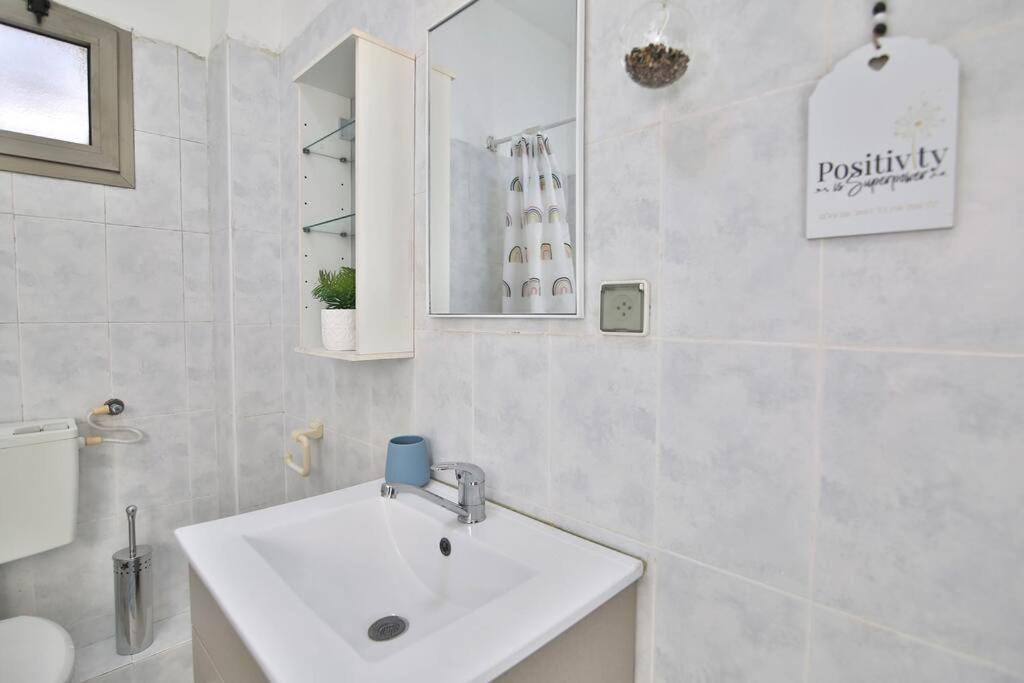 Breeze” Luxury Apartment” ハイファ エクステリア 写真