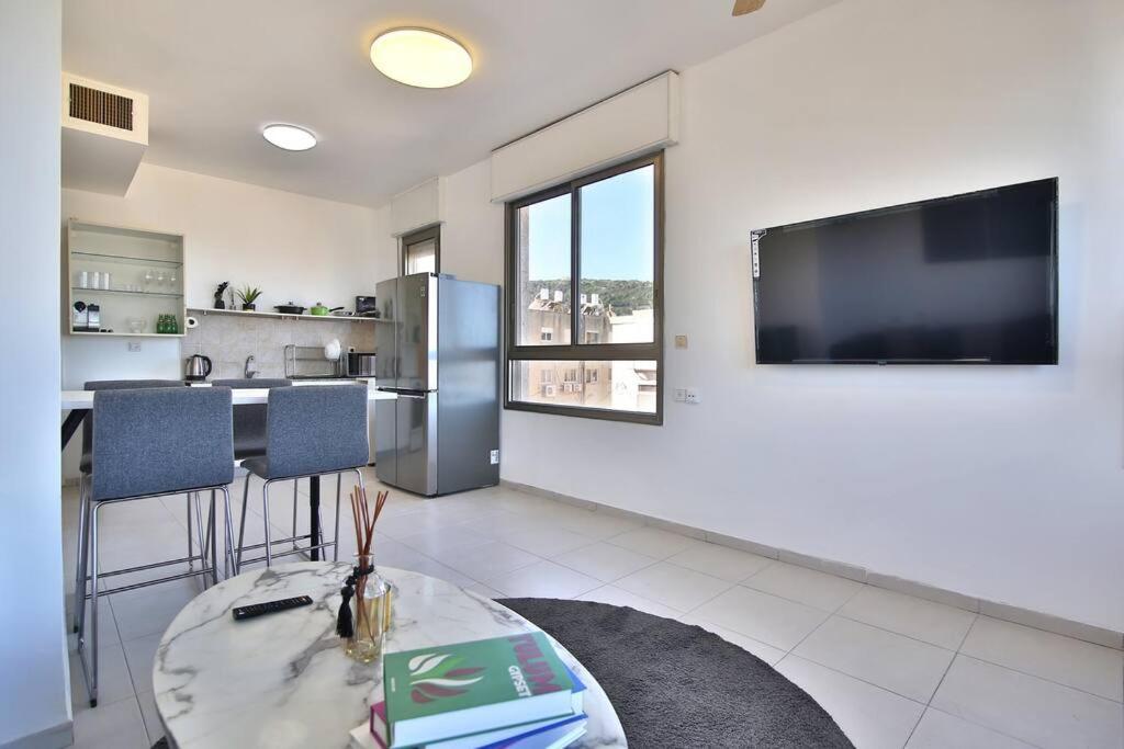 Breeze” Luxury Apartment” ハイファ エクステリア 写真